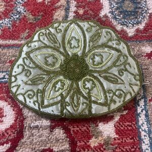 Betsey Johnson White and Green Beaded Floral Card Holder